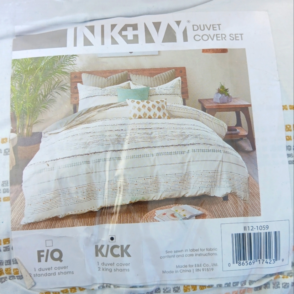 INK+IVY King Cal King Duvet Cover Set White Gold Grey Geometric 3pc II12-1059